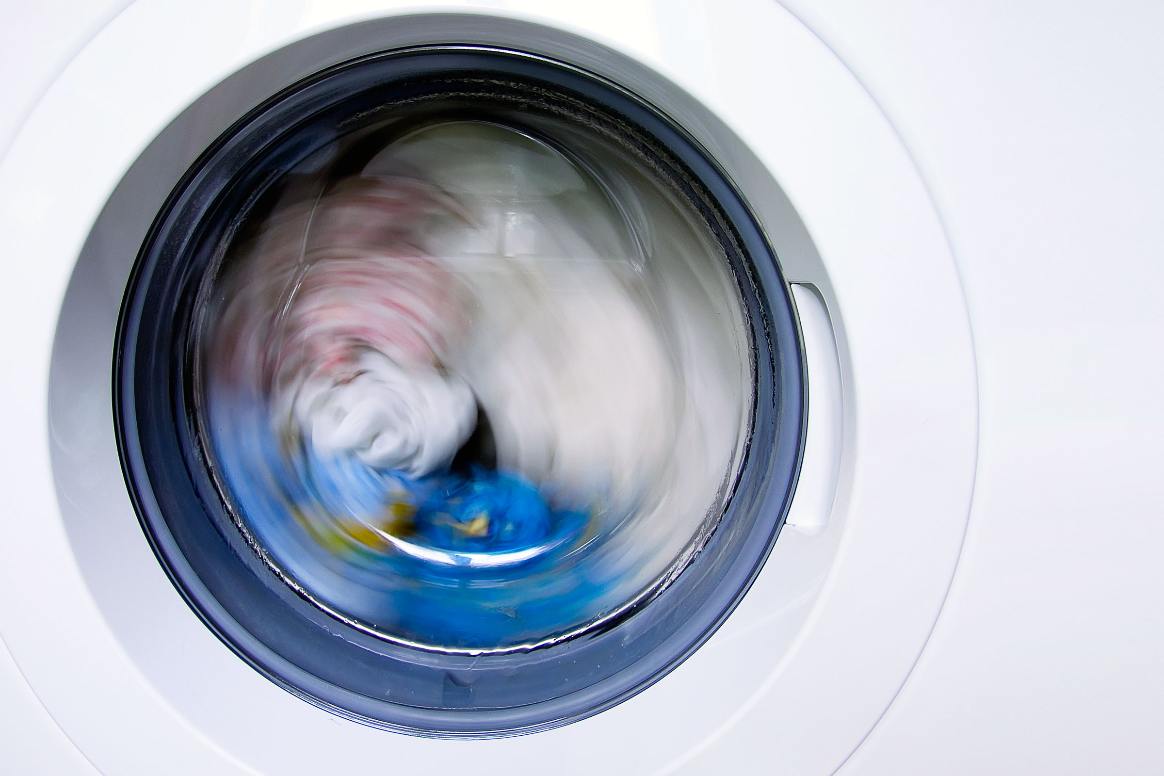Капает стиральная машинка