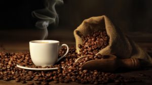 Come eliminare le macchie di caffè